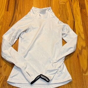 Nike Women's white Long Sleeve Hoodie